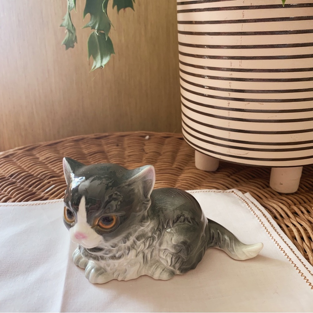 Vintage Goebel Grey Cat Figurine